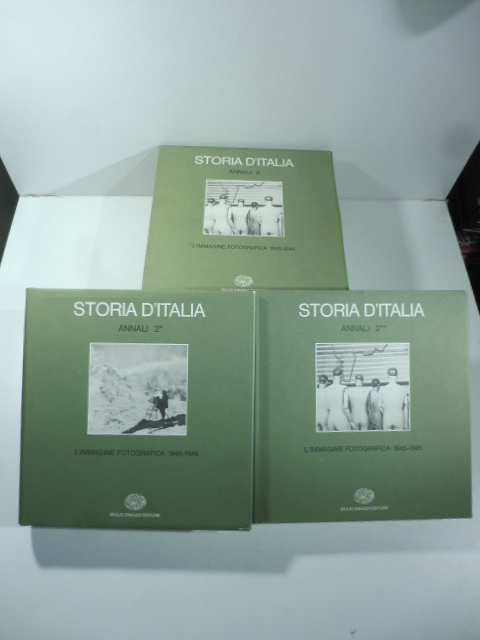 Storia d'Italia. L''immagine fotografica 1845-1945, 2 voll.